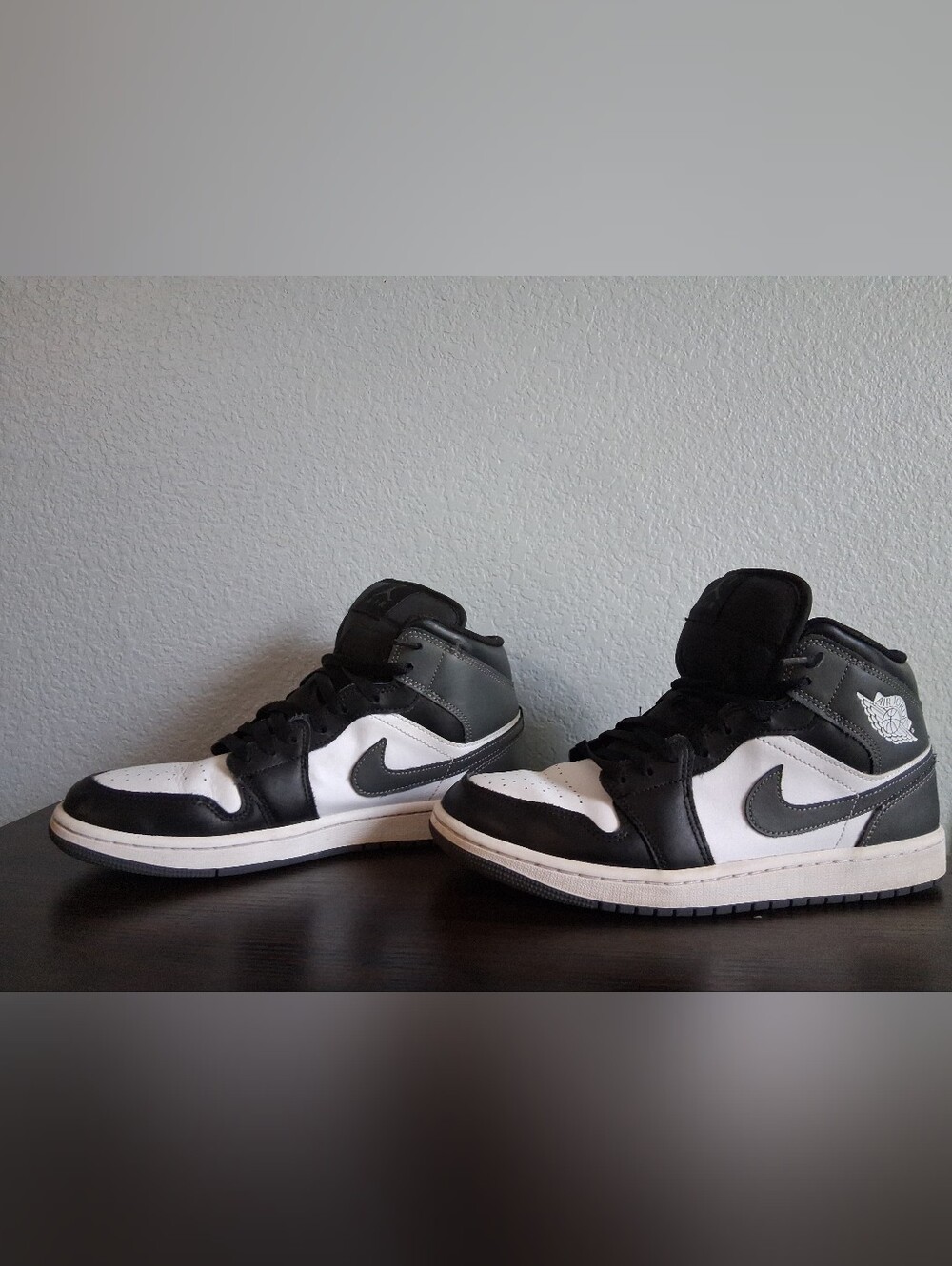 Air Jordans GOAT Nike Men’s Black, White and Gray High-Top Sneakers W/ Normal WT